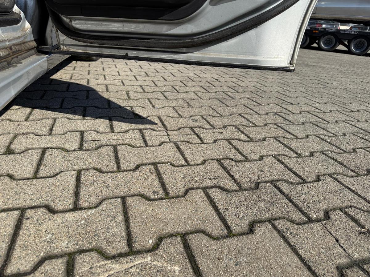 Saab 9-5 original Tür hinten rechts Silber SportCombi Rohbau BJ07